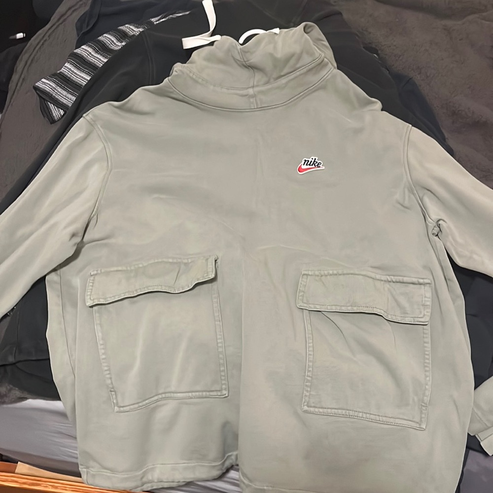 Nike hoodie